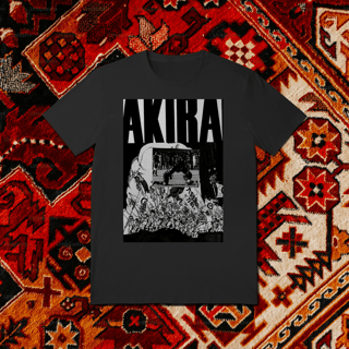 Camiseta Colagem Akira