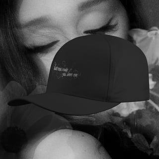 Boné Hate & Love