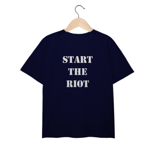 Nome do produto Camiseta Plus Size Caos Manifesto - Logo - Coleção Exclusivas