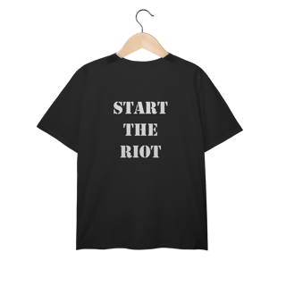 Nome do produto Camiseta Plus Size Caos Manifesto - Logo - Coleção Exclusivas