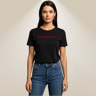 Nome do produto Camiseta Stranger Woman Preta