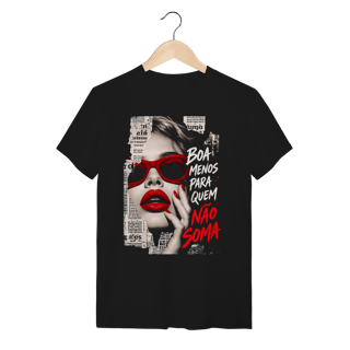 Nome do produto Camiseta Ela Editorial - Colagem Retrô
