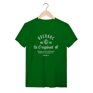 Nome do produto Camiseta USEDARC 1987 – Estilo Minimalista e Autêntico
