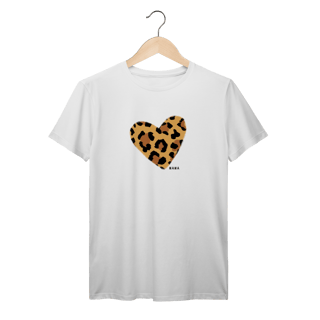Nome do produtoCamiseta Mama & Mini – Coração Animal Print