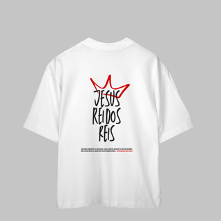 Nome do produto Camiseta Oversized – Apocalipse 19:16 | O Rei dos Reis