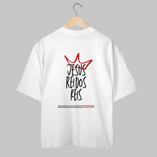Nome do produto Camiseta Oversized – Apocalipse 19:16 | O Rei dos Reis