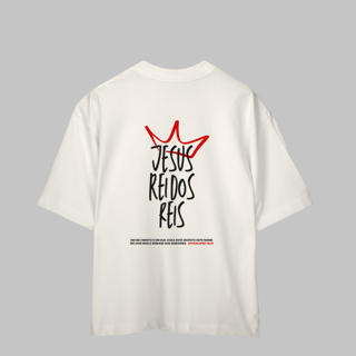Nome do produto Camiseta Oversized – Apocalipse 19:16 | O Rei dos Reis