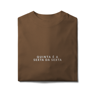 Nome do produto Camiseta Oversized - Estátua