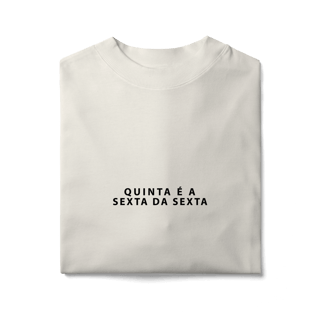 Nome do produto Camiseta Oversized - Estátua