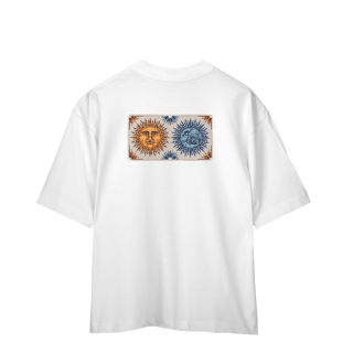 Nome do produto Camiseta Oversized Sun and Moon
