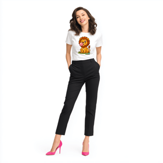 Nome do produto Camiseta Baby Long Feminina Leão – 100% Algodão | Coleção Reino Animal do Caioba