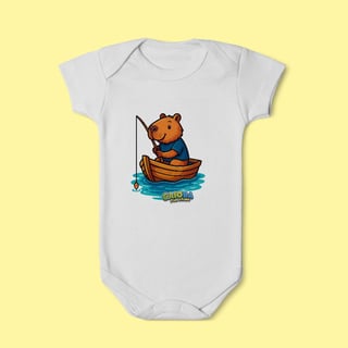 Nome do produto Body Infantil Capivara Pescando – 100% Algodão | Estampa Divertida e Exclusiva