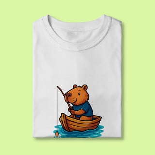 Nome do produto Camiseta Infantil Capivara Pescando – 100% Algodão | Estampa Colorida e Divertida