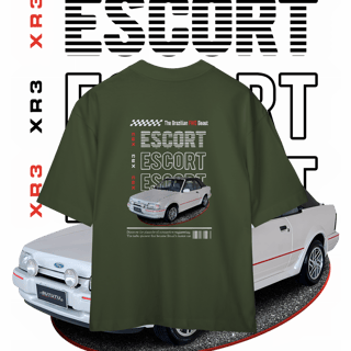 Nome do produto Camiseta Oversized - Escort de Revista - STT015