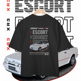 Nome do produto Camiseta Oversized - Escort de Revista - STT015