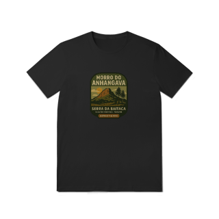 Nome do produto Camiseta Anhangava Quatro Barras - Aventura, Tradição e Identidade Paranaense