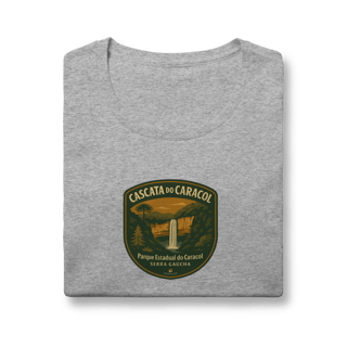 Nome do produto Camiseta Feminina Cascata do Caracol Aventureira | Serra Gaúcha