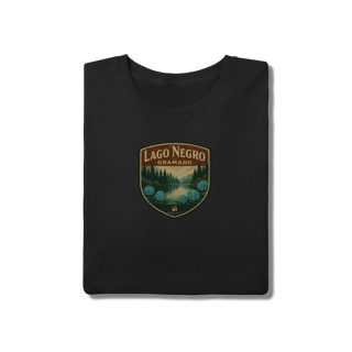 Nome do produto Camiseta Lago Negro Unissex (100% Algodão 30.1, 165 g)