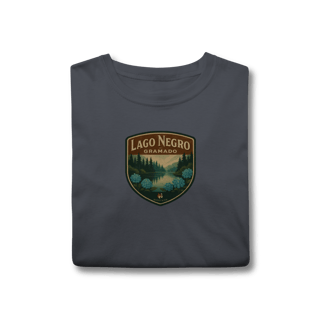 Nome do produto Camiseta Unissex Lago Negro Clássica | Gramado Vintage