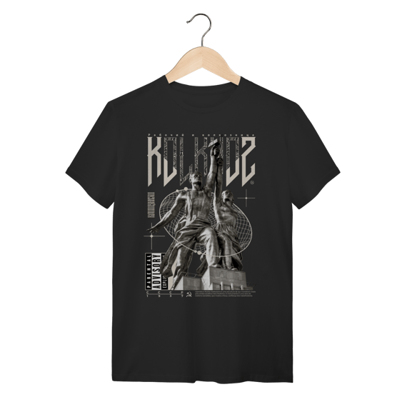 Operário e Mulher Kolkosiana