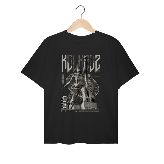 Plus Size - Operário e Mulher Kolkosiana