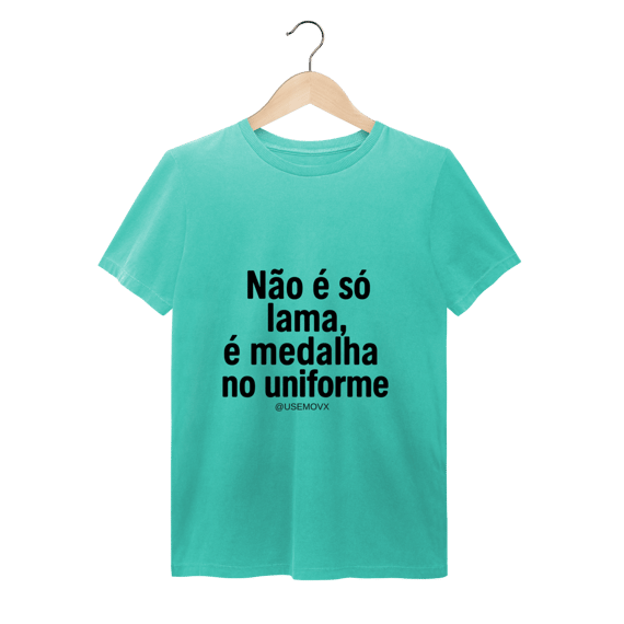 Medalha no uniforme T-Shirt Estonada