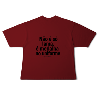 Nome do produto Medalha no uniforme Camiseta Oversized