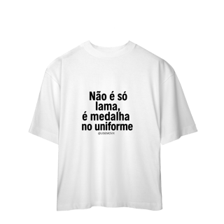 Nome do produto Medalha no uniforme Camiseta Oversized