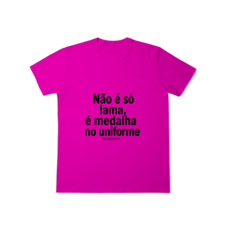 Nome do produto Medalha no uniforme T-Shirt Classic