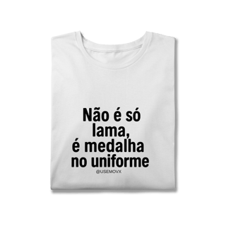 Nome do produto Medalha no uniforme T-Shirt Plus Size