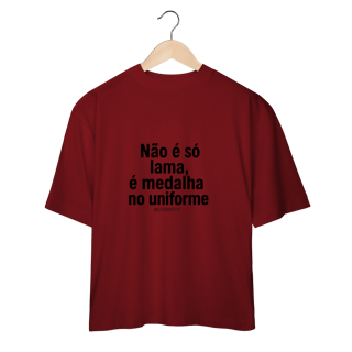 Nome do produto Medalha no uniforme Camiseta Oversized