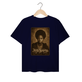 Nome do produto Nina Simone 01 - Camiseta Plus Size