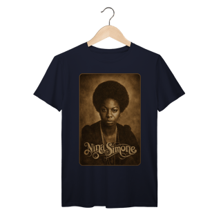 Nome do produto Nina Simone 01 - Camiseta Premium
