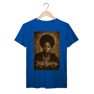 Nome do produto Nina Simone 01 - Camiseta Premium