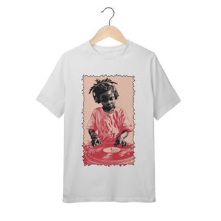 Nome do produto Menino DJ - Camiseta Infantil de 10 a 14 anos