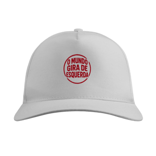 Nome do produto O Mundo Gira de Esquerda - Boné Quality