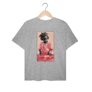 Nome do produto Menino DJ - Camiseta Plus Size