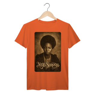Nome do produto Nina Simone 01 - Camiseta Premium