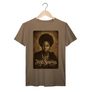 Nome do produto Nina Simone 01 - Camiseta Premium