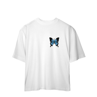 Camiseta Oversized Frente e Verso - Borboleta e Noite Estrelada