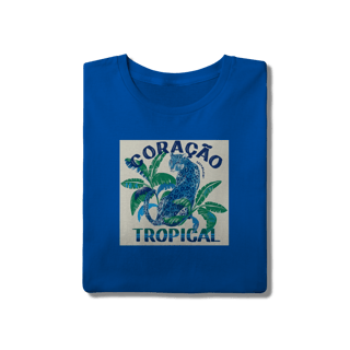Camiseta Selva Azul: Coração Tropical