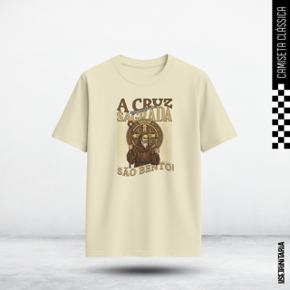 Camiseta Clássica — A Cruz Sagrada