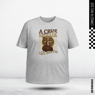 Camiseta Plus Size — A Cruz Sagrada