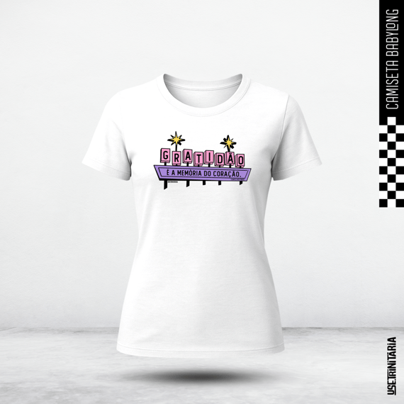 Camiseta babylook — Ele vive