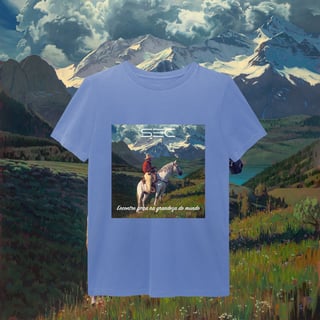 Nome do produto Living with Mountains - T-Shirt Estonada