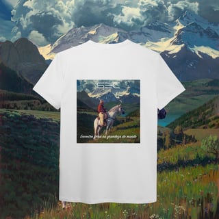 Nome do produto Living with Mountains - T-Shirt Pima