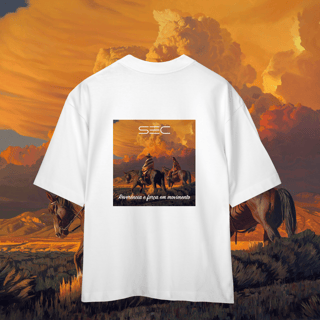 Nome do produto Entering the Shrine - Camiseta Oversized