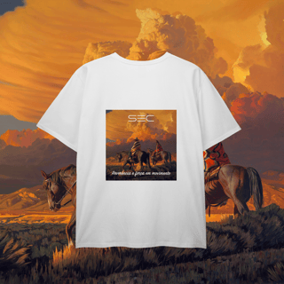 Nome do produto Entering the Shrine - T-Shirt Plus Size