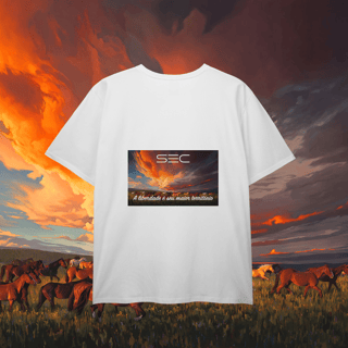 Nome do produto Independence - T-Shirt Plus Size