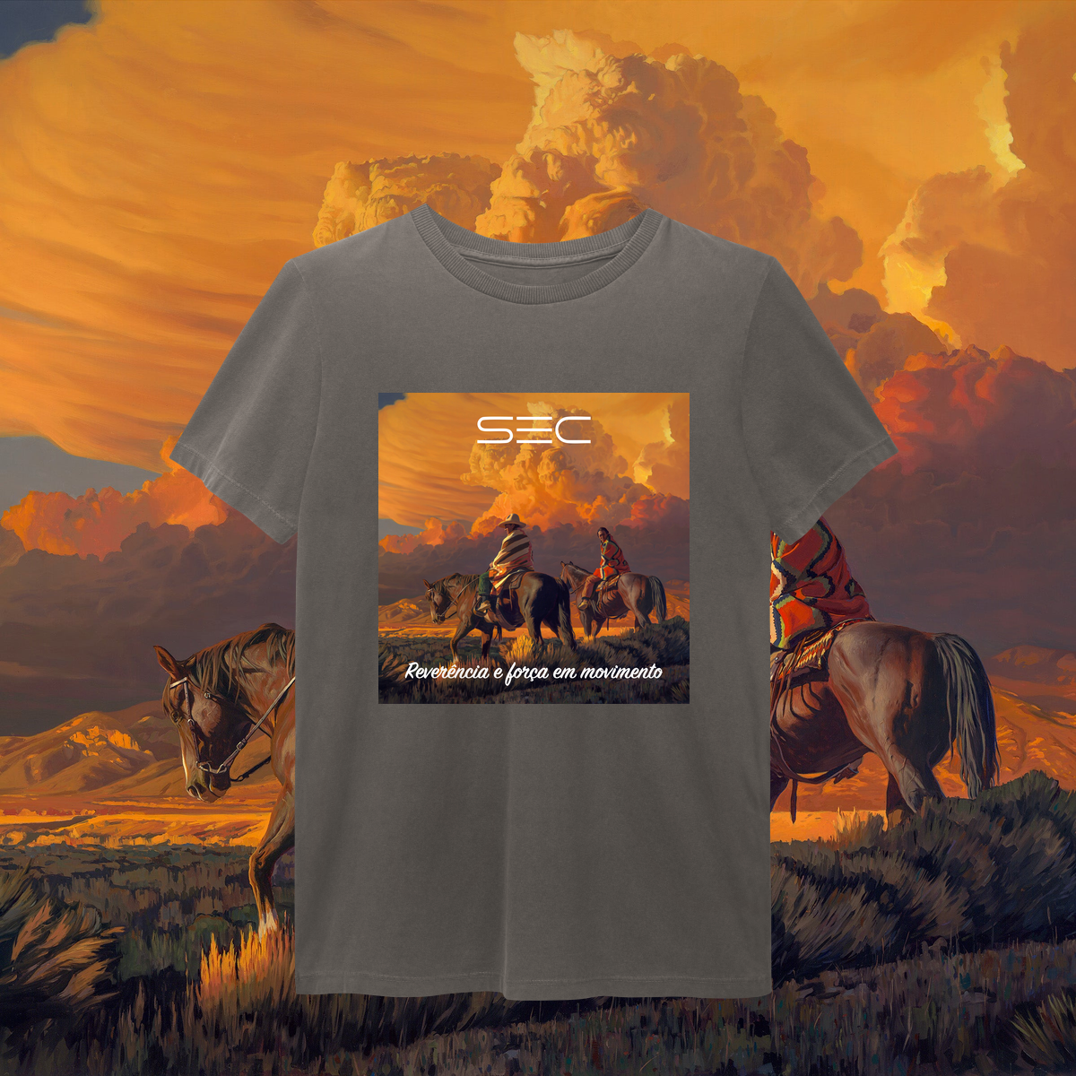 Entering the Shrine - T-Shirt Estonada